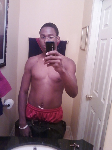 taburkley's profile picture. im 5'9 im a senior at eastern high i play football nd track