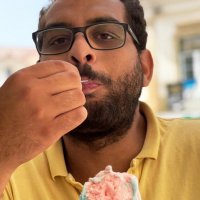 كائن افتراضي 🇵🇸 (@crouchsays) 's Twitter Profile