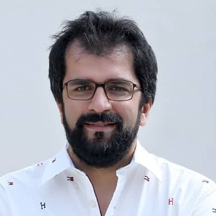 YGhorashi's profile picture. 