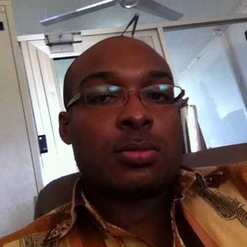 AkuteAzu's profile picture. 