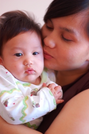 Just another Wife and Mommy who feels blessed all the time due to my beloved hubby and baby boy ~thanks God~