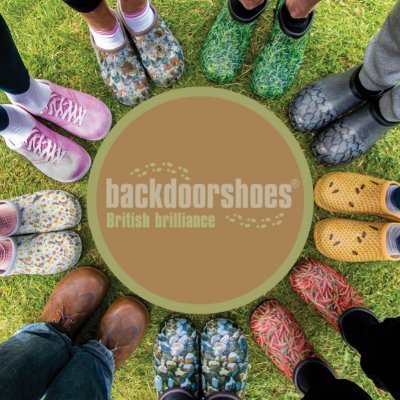 Super-light, printed with exclusive designs, extremely comfortable with removable washable insoles. Backdoorshoes are the ultimate waterproof clog.