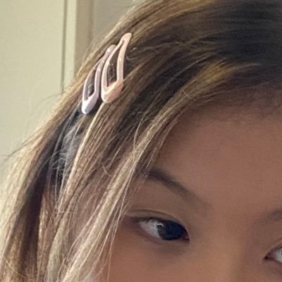 chynnanas's profile picture. 