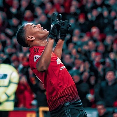 Honest Manchester United fan
Football-Nfl-MMA-Boxing