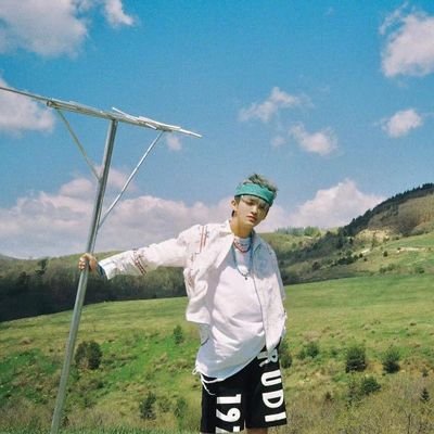 LkaXm's profile picture. 孑孓该死