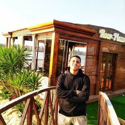 ‏‏‏‏‏أيامك لن تعود مره اخرى ، افعل ما يسعدك ولا تبالي