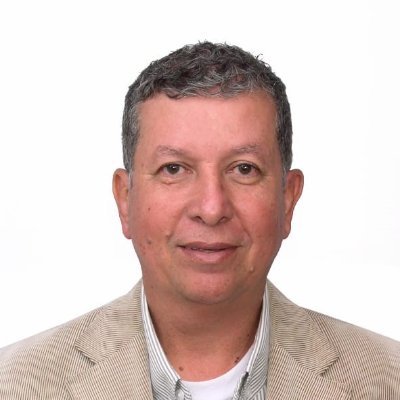 Abog Ambientalista, autor derecho ambiental, defensor víctimas ambientales, director Fundación Biodiversidad (1991), Codirector Crítica y Pensamiento Ambiental