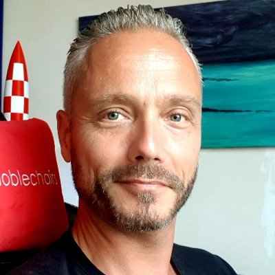 Chercheur d'inspirations 🧐 Distilleur d'Expériences Immersives! 🤗 @easysuite360
👁🗨 #ExperiencesVR
🌊 #BZH #LaVieEstBelle