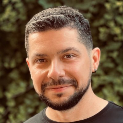 derdeicea's profile picture. Product Design Manager. Entrepreneur. Mentor.