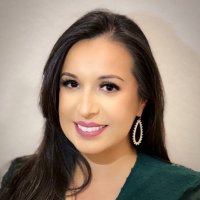 Julie Lara (@julesl_m) 's Twitter Profile