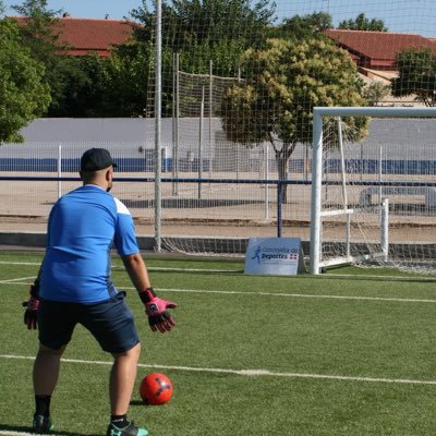 ⚽Entrenador de porteros @sfcminerva2 (Ex @fcc_cantera @cd_algar)| 📚Educación Primaria @isen_cartagena| 🧤@N1Gloves