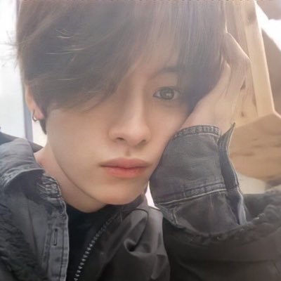 19linos's profile picture. me fui