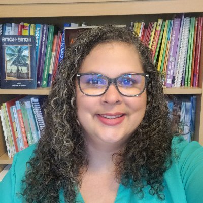 Director of World Languages & Multilingual Learner Programs K-12 WPCSD, Bilingual, ED @BxArtsFactory , 🇵🇷#Maunabo (Tweets express my own opinions)