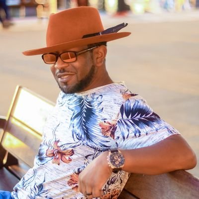 MFuhque's profile picture. DumpTruck Don
Photographer