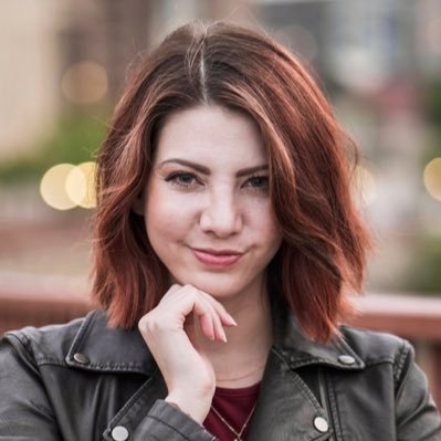 Acme Comedy Funniest Person 2020 Winner | 2021 MN Top 5 Comics to Watch | Account Supervisor @LeoBurnett | pale and lactose intolerant AF | homies with Jesus