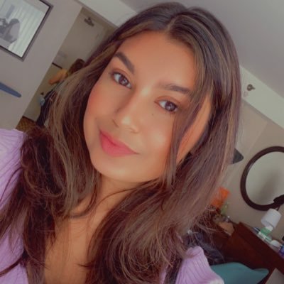 yashikasroya's profile picture. 