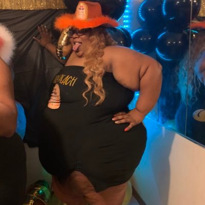My Swag Fly...💯😍Big and Beautiful... Educated and Blessed... Drama free with vocals... Chill Type... Ask me...