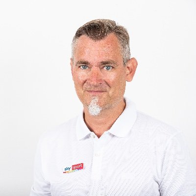 Offizieller Reporter für Sky Sport Austria, geborener Linzer. Alle Informationen direkt von vor Ort: https://t.co/4wmhGSu2s0 #SkyBuliAT