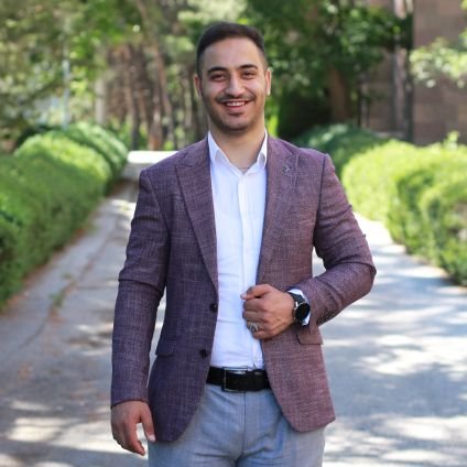 MertKarakaplan8's profile picture. 