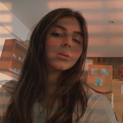 zizifranses's profile picture. She believed she could, so she did
Granada | Exeter