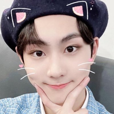 —🐰🍃 •엔하이픈• if you see me smiling at my phone, prolly just saw jungwonie’s post