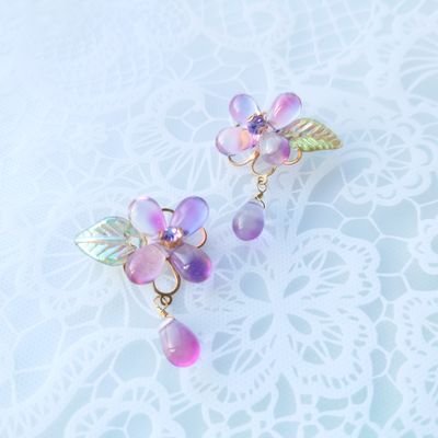ハンドメイドアクセサリー随時作品掲載します
minne、メルカリにて販売中です
オーダーも承っております
お気軽にDM下さいませ
ふぁみのんゆあのん
保護猫母さん
下記URLよりminneのギャラリーをご覧頂けます