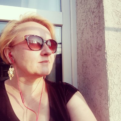 (Wszech)Świat ciągle mnie zadziwia. Kocham moje miasto #Bialystok. Polityka mnie intryguje, więc i tam zaglądam. Podcast