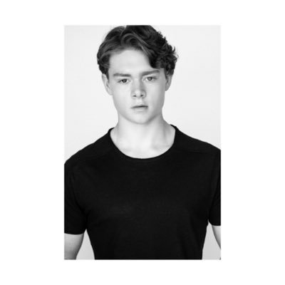 21 year old Actor and Quarterback. Excited for what comes next! https://t.co/zJhCJYrTus CJFL Highlights: https://t.co/57IPCfjRWc