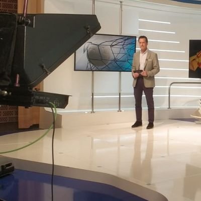 ⚽Periodista de deportes en TVE Andalucía⚽
De lunes a viernes a las 16:00 horas, información de los equipos andaluces...