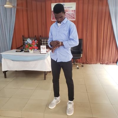 fan of football
lover of Chelsea fc