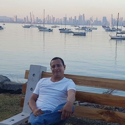 fesauz's profile picture. Ama al prójimo como a ti mismo.
Love your neighbor as yourself