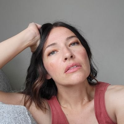 JuliaGoggi Profile Picture