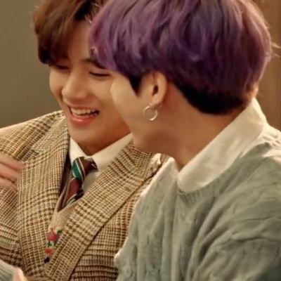 taetaeftjustin's profile picture. only kth and jjk