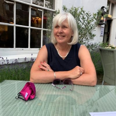 dollysideways's profile picture. 