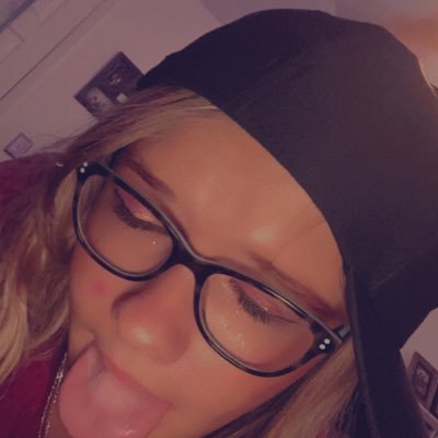 Samanth15315411's profile picture. 12, alms, va💯❤️