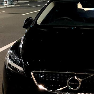 子供を連れての移動のために車(ボルボ V40中古)を購入。都内はカーシェアで十分だと思ってましたが、便利さと楽しさですっかり虜に。