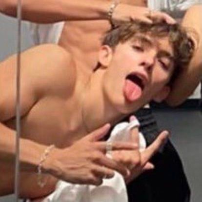 ifskyleb's profile picture. -`, Nosh Beaurrea soulmate account 
                                                    〜💘
                                                            ele/dele