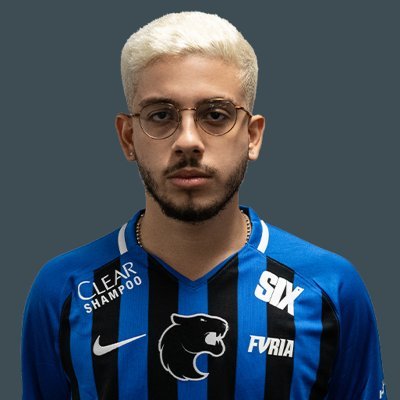 Jogador de cs
torcedor da @furia