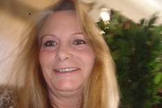 Married, 48 yrs. young. I love music! Country & Old rock-n-roll. classic country is my favorite. Learning to play drums & I write poetry.