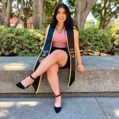 __morozco's profile picture. Biochemistry, B.S👩🏻‍🔬| First-gen 🇲🇽 🏳️‍🌈| PhD Student @UNM 🐺 | Biomedical Scientist➰ Neuroscience | Interested in Addiction Research & Science Policy