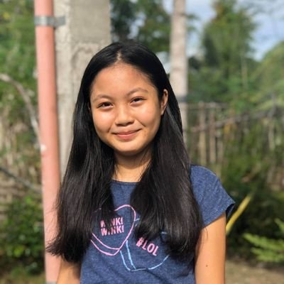 LaraLamoste's profile picture. 