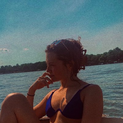 ava_dembowski's profile picture. 