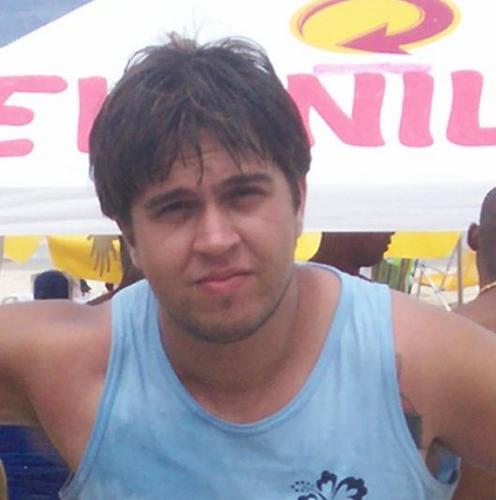 Marido da Sabrina, pai do João Victor e Discípulo de Jesus! Essa vida não vale a pena ser vivida se não for vivida pra Deus!