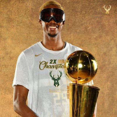 milwaukee @bucks 2021 NBA WORLD CHAMPS