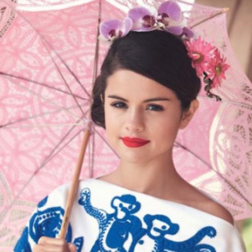 ThatSoSelena's profile picture. Kimono and dancing bunnies are awesome.