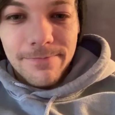 louis saying loads of love everyday