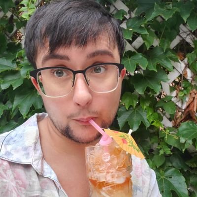 Trans actor (#SCOWL) + SFF writer. Lover of all things epic, gay romance, and long poetic descriptions. Words at @tordotcom + @Polygon.
he/him/his, xe/xem/xyr
