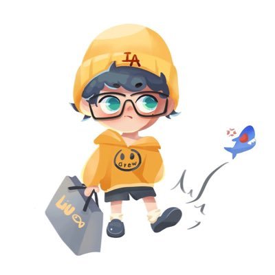 luvuandthemoon's profile picture. I dropped a tear in the ocean, when someone finds it, I will still loving you ✨