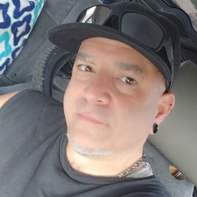 Dragon Believer 🐲
Gamer Junkie
Xbox One 🎮
mountain biking 🚲