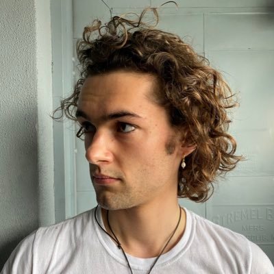 billypstolgrips's profile picture. (he/him)